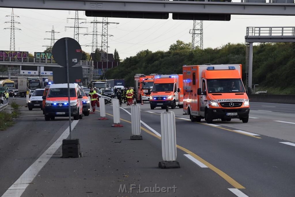 VU mehrere PKW A 3 Rich Oberhausen Hoehe AK Koeln Ost P094.JPG - Miklos Laubert